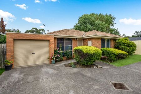 2/3 Osborn Grove, Pakenham VIC 3810 - Photo 5