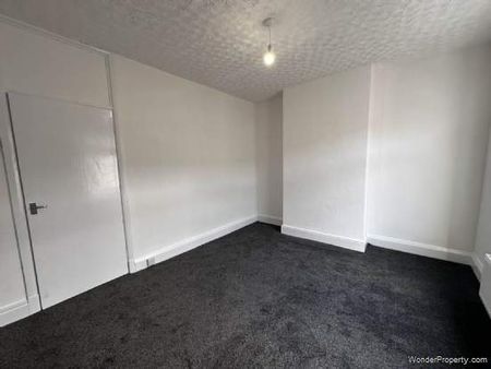 3 bedroom property to rent in Grimsby - Photo 3