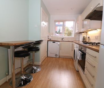 Holmesdale Road, North Holmwood, Dorking, RH5 - Photo 5