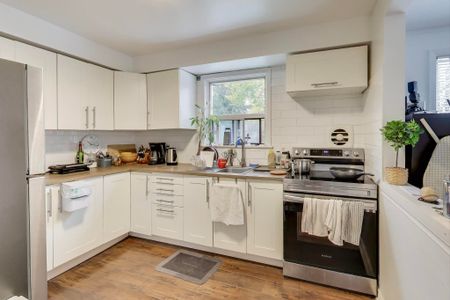 For Lease - 2302 Lake Shore Boulevard Unit# 2, Toronto, Ontario - Photo 3