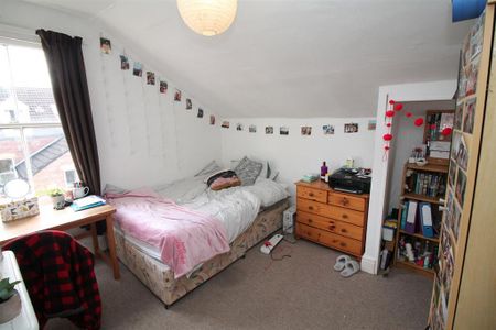 6 bedroom house to rent - Photo 4