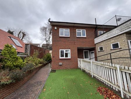 2 bedroom house to rent - Photo 3