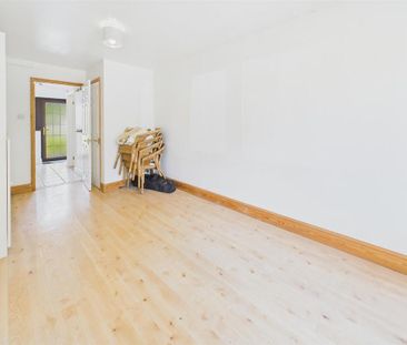 5 bedroom semi-detached house to rent - Photo 1