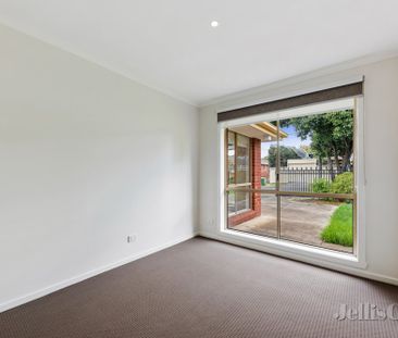 2/73 Mcewan Road, Heidelberg Heights - Photo 2