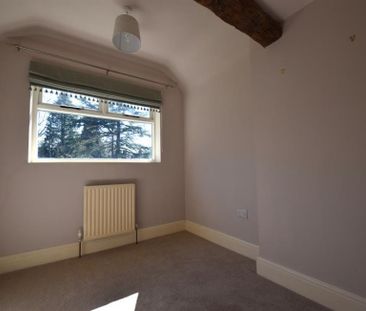 2 Bedroom Terraced To Let - Photo 2