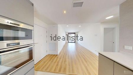 Alquiler de piso en Centro - Photo 3