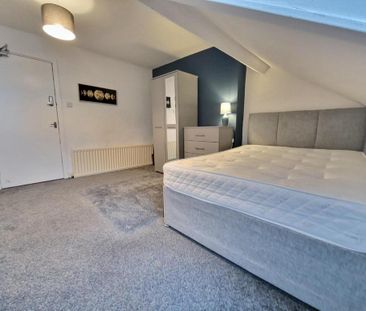 1 bedroom in a house share to rent - Photo 6