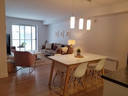 Superbe grand 3 1/2 style condo Ste-Foy Juillet - Photo 3