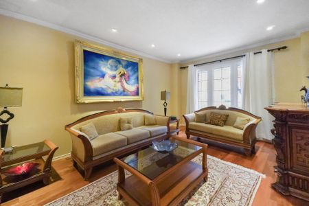 For Lease - 97 Brillinger Street, Richmond Hill, Ontario - Photo 2