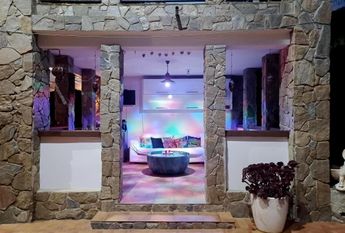 Villa for rent in Cumbre del Sol with 5 bedrooms