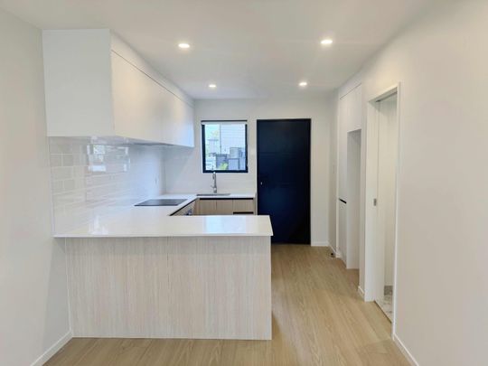Brand-New Townhouse – Modern Style and Smart Design - Photo 1