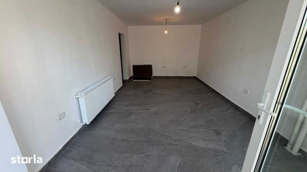 SPATIU COMERCIAL PARTER CASA DE CULTURA STRADAL - Fotografie 1