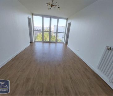 Location Appartement 4 pièces 88m² LE HAVRE 76610 - Photo 1