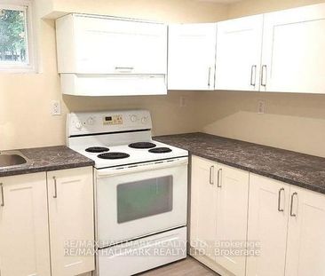 For Lease - 9884 Bayview Avenue Unit# Lower, Richmond Hill, Ontario - Photo 1