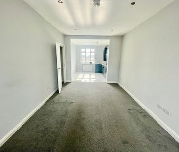 3 bedroom apartment to rent - Photo 1