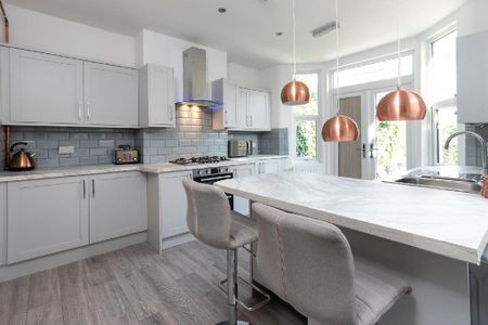 6 bedroom house to rent - Photo 4