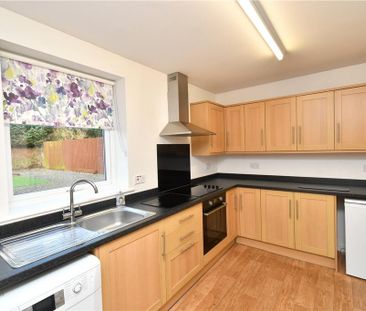 2 bedroom terraced house to rent - Photo 6