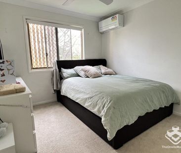 Modern Duplex-Style Townhouse with Space - Photo 1