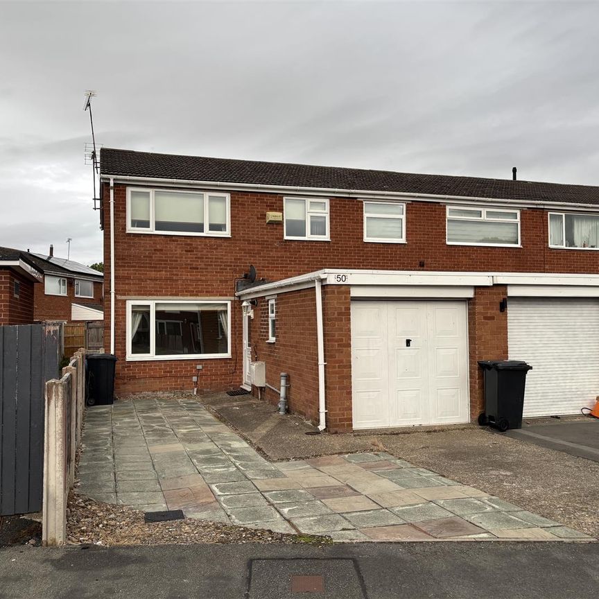 To Let 3 Bed House - End Terrace Bodnant Grove, Deeside £825 pcm - Photo 1