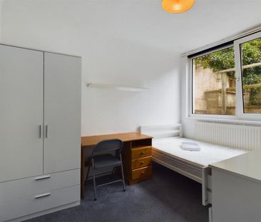 6 bedroom terraced house to rent - Photo 6