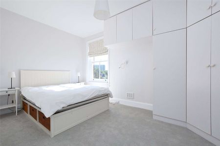 A beautifully presented two bedroom apartment to rent which has access to communal gardens. - Photo 4