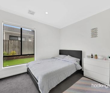 SPACIOUS FAMILY HOME IN KINBROOK ESTATE OF DONNYBROOK - Photo 3