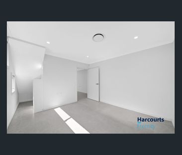 Brand New 4-Bedroom Townhouse, Your Luxurious Lifestyle in Girraween! - Photo 5