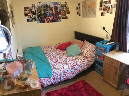 3 bedroom house share to rent - Photo 3