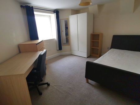 5 bedroom terraced house to rent - Photo 5