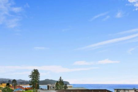 Sophisticated apartment with sparkling ocean views - Photo 4