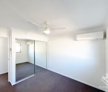Sleek, Low-Maintenance Living in the Heart of Parkinson - Photo 4