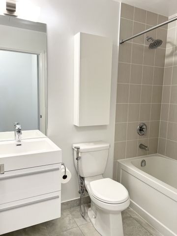 For Lease - 17 Zorra Street Unit# 2301, Toronto, Ontario - Photo 4