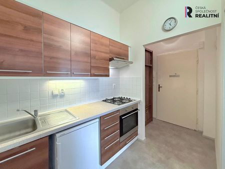 Pronájem bytu 2+kk 45 m² - Фото 2