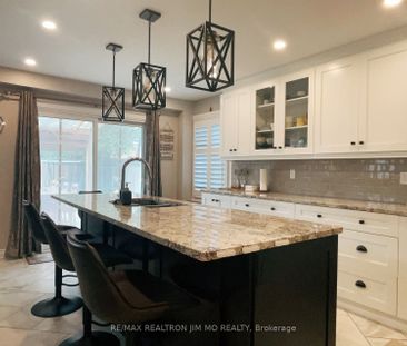 For Lease - 60 Silverbirch Place, Whitby, Ontario - Photo 6
