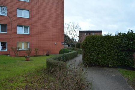 Lichtdurchflutet und in Elbnähe: „Ansprechende 2 2/2‑Zimmer-Wohnung mit Balkon und Loggia“ - Photo 4