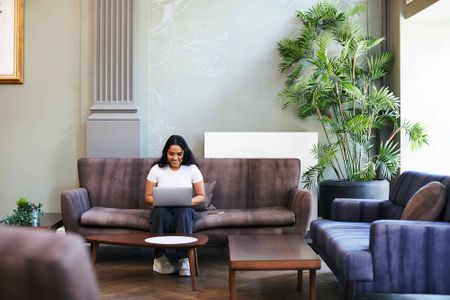 Platinum Studio - Photo 4