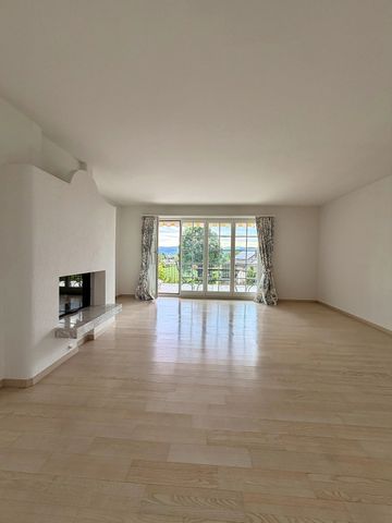 Attraktive 4.5-Zimmerwohnung in Uetikon am See - Photo 2