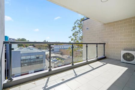 “Luxury Apartment in a Great Location!!” - Photo 3