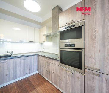 Pronájem bytu 2+kk 60 m², Hlučkova 813, Praha Letňany - Fotografie 6