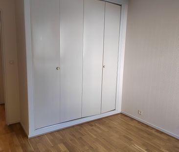 Location Appartement 2 Pièces 46 m² - Photo 2