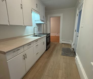 For Lease - 59A Wellington Street Unit# Main, Aurora, Ontario - Photo 4