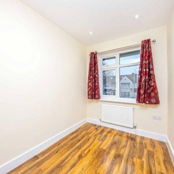 3 bedroom terraced house to rent - Photo 1