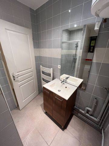 Location Appartement 1 pièce 26m² - Photo 2