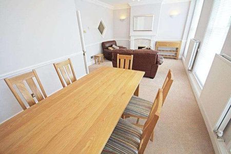 Montpellier, GL50 - Photo 2