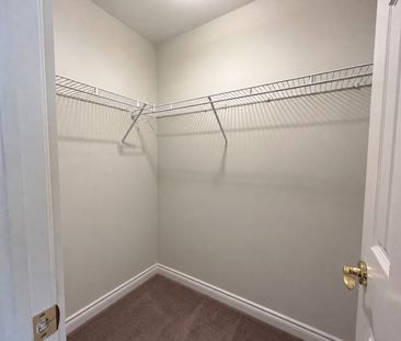 For Lease - 2511 Bloor Street Unit# 308, Toronto, Ontario - Photo 5