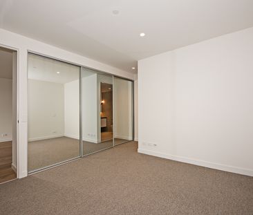 203/240 McKinnon Road, McKinnon VIC 3204 - Apartment For Rent | Domain - Photo 5