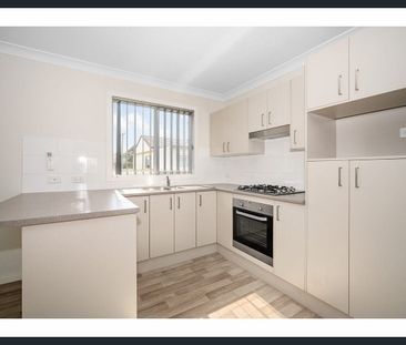 CONTEMPORARY AIR-CONDITIONED FULL SIZE ONE BEDROOM HOUSE - Photo 4