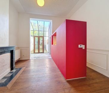 Flat in charming house - Photo 3