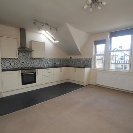 2 bedroom apartment to rent - Photo 3