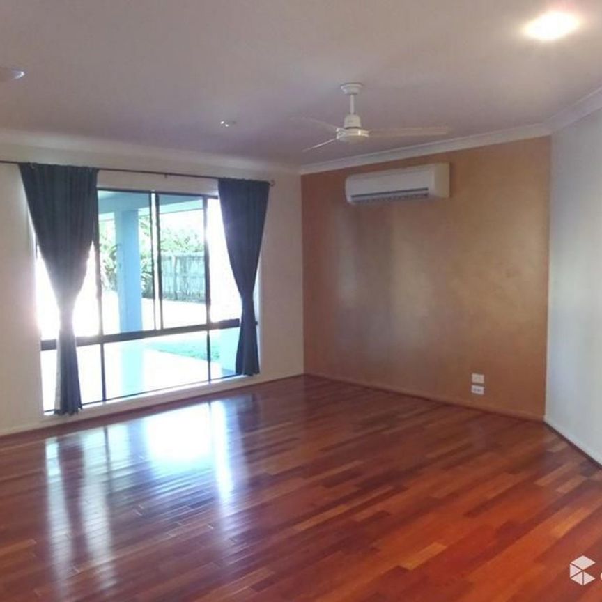 FOUR BEDROOM FAMILY HOME - Photo 1